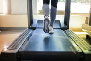 calories burned incline walking